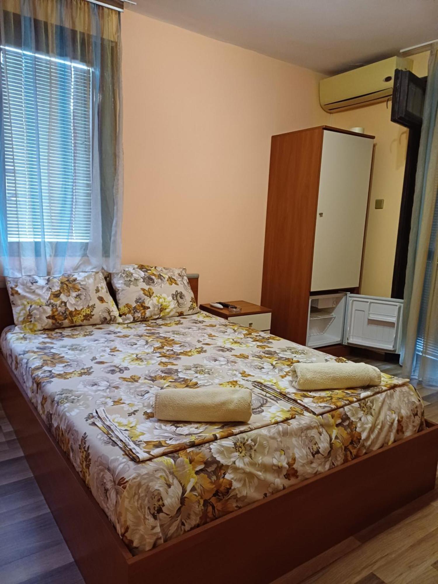Guest Rooms Ani Pomorie Extérieur photo